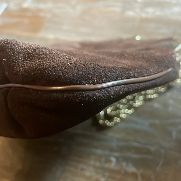 Vintage Triangle New York Suede Frame Purse🖤 - Picture 9 of 12